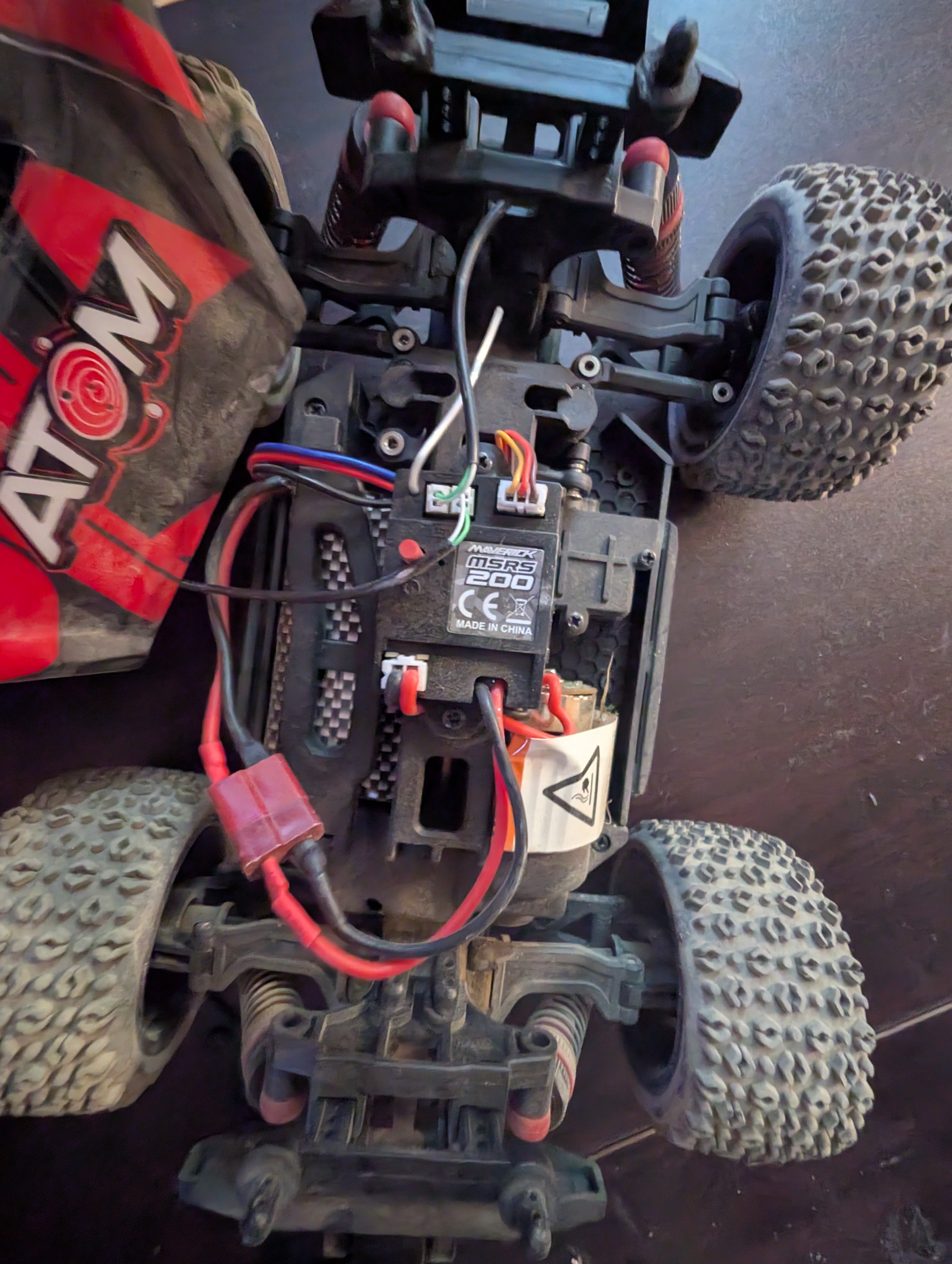 RC Atom Maverick